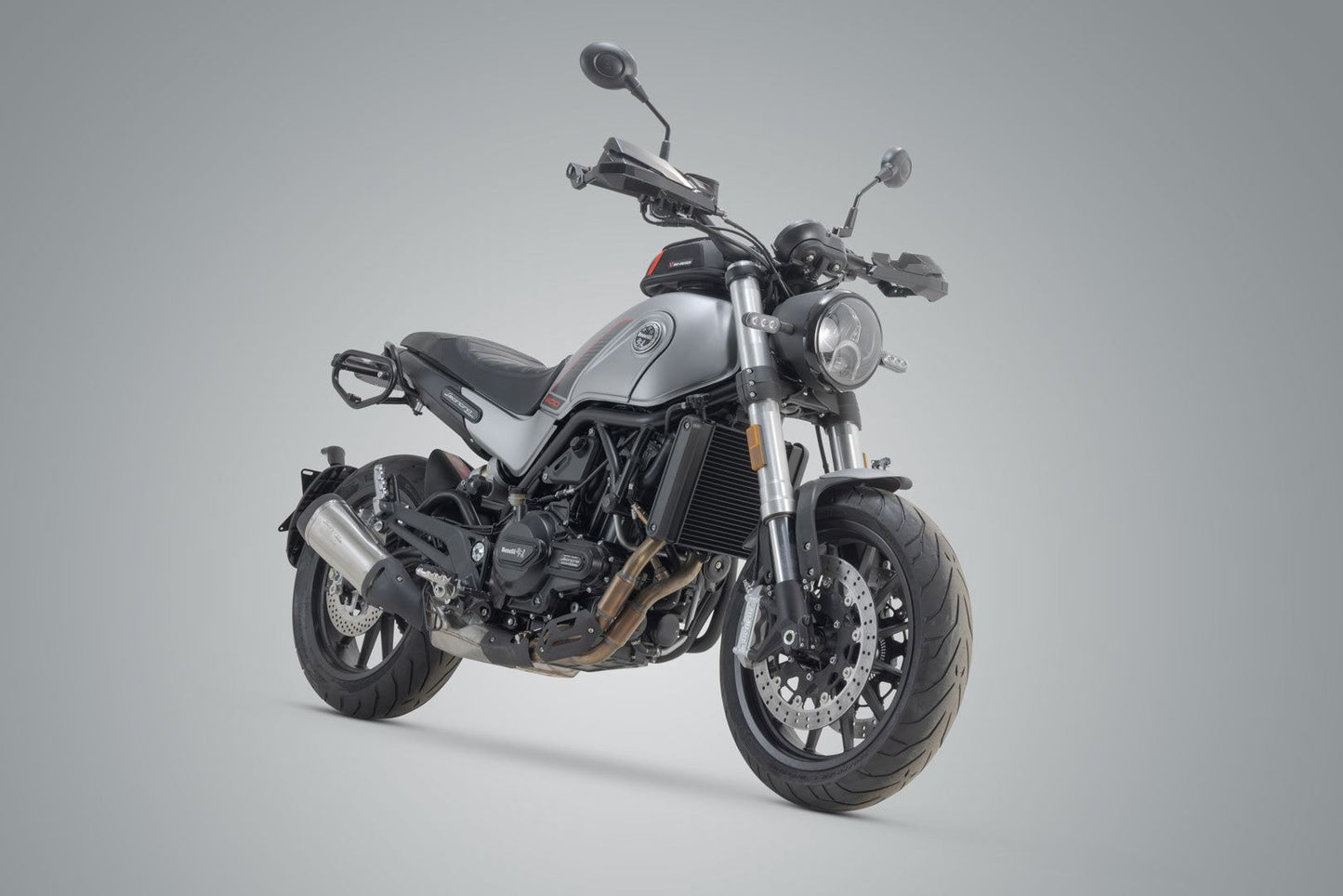 SLC side carrier right Benelli Leoncino 500 (17-) / 500 Trail (18-)