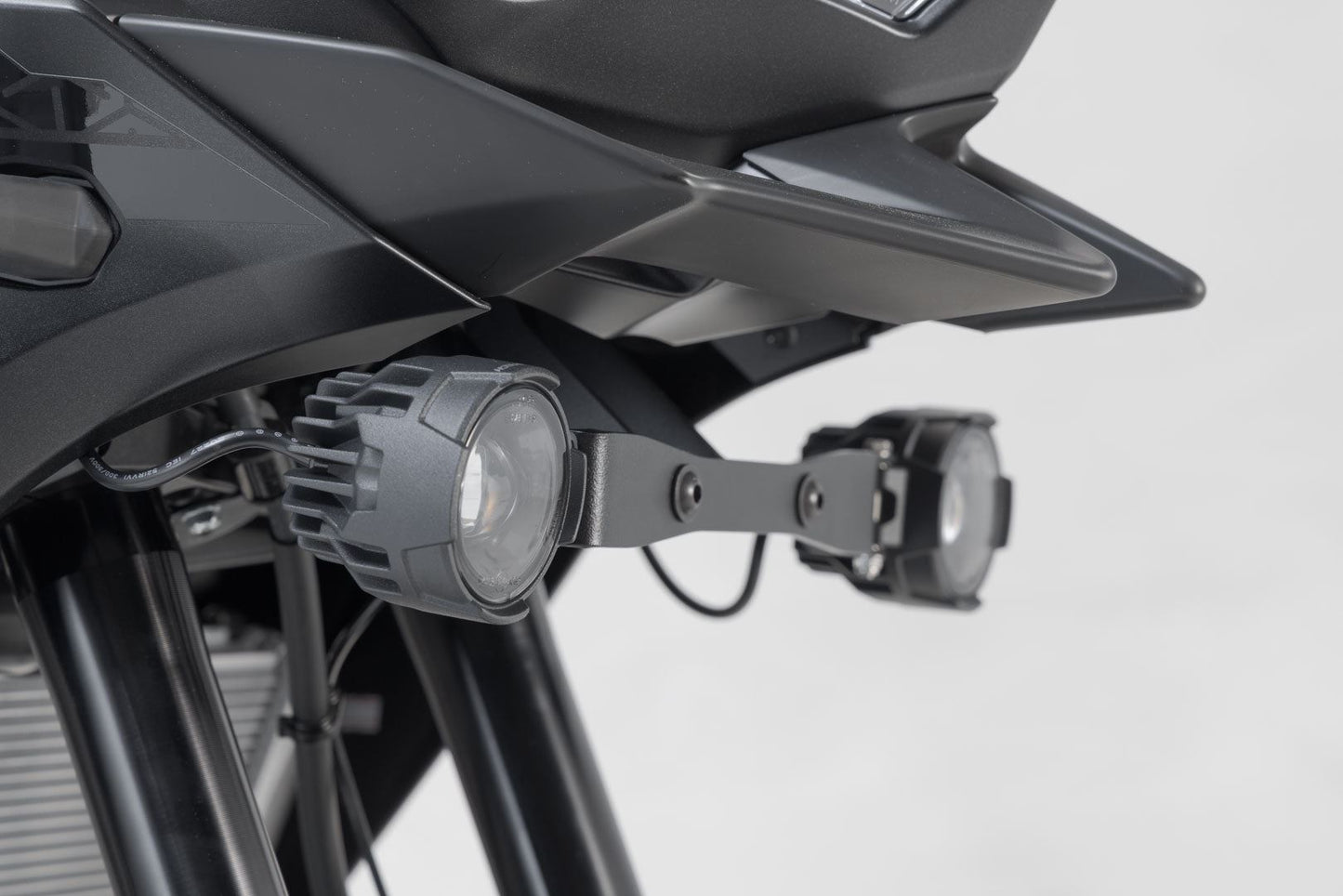 Light mounts Kawasaki Versys 650 (21-) Black