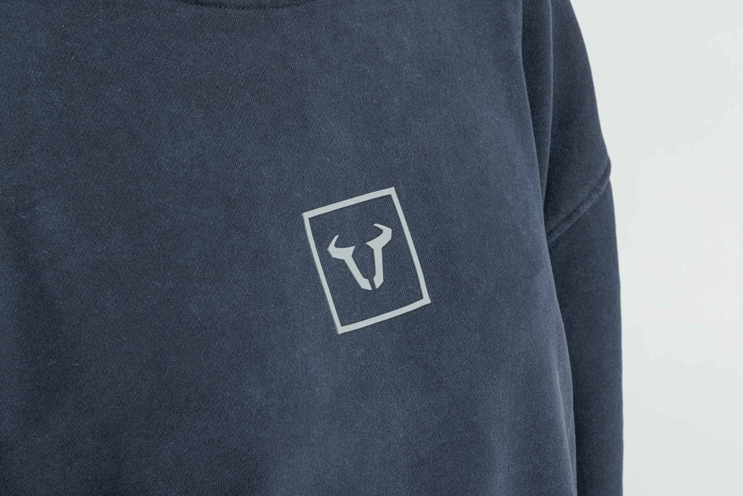 Crewneck Unisex Riders Line Dark Grey. Optic Wash. Unisex. Size L.