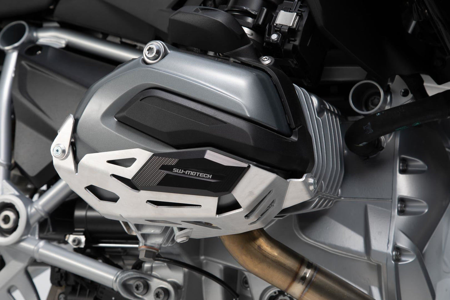Cylinder guard BMW R 1200 models (12-) Black/Silver