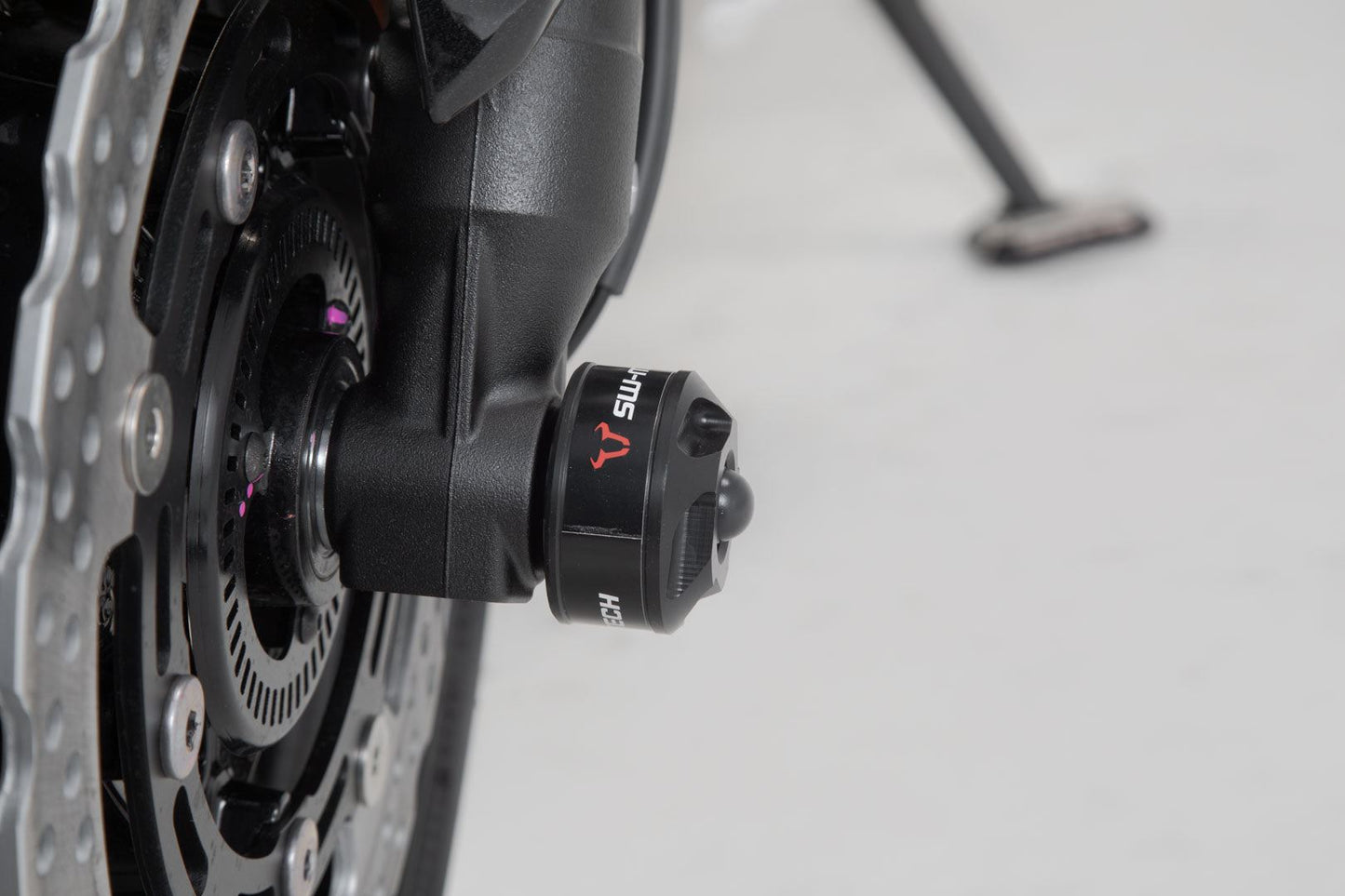 Slider Set for Front Axle Kawasaki Z900 (16-) Black