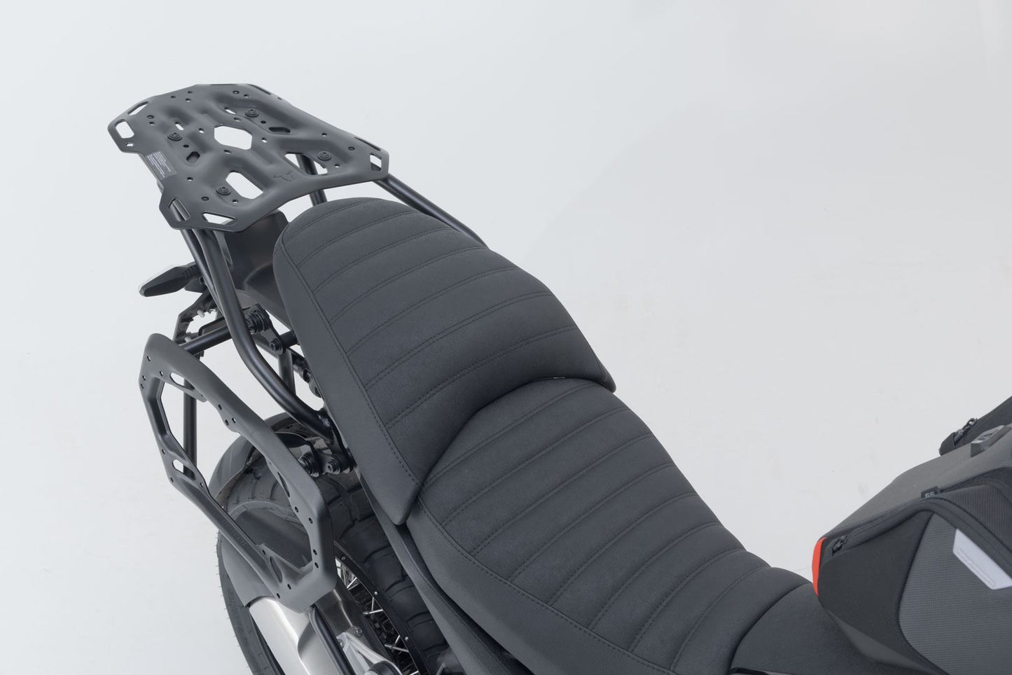 Adventure set luggage Black. BMW R 1300 GS (23-). BMW top case holder.