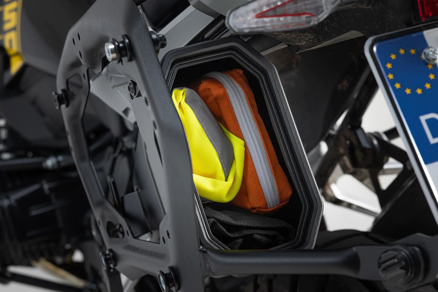 TRAX Toolbox Aluminum 3,3 litre Black