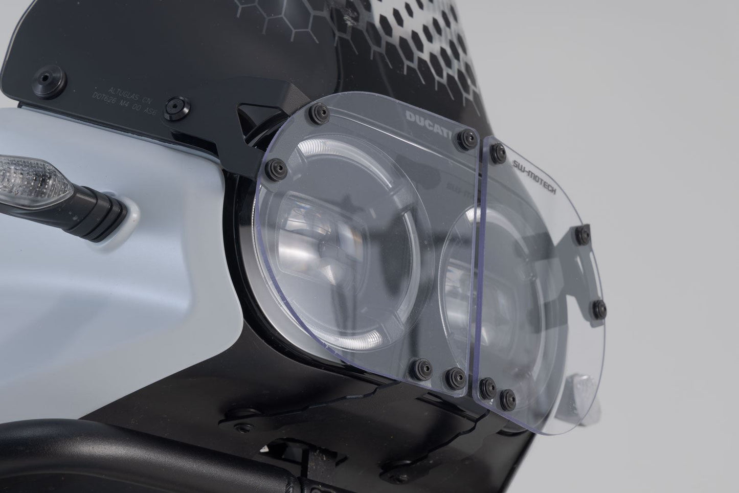 Headlight guard Ducati DesertX Motorcycle high-beam with bezel