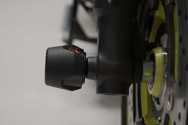 Slider Set for Front Axle Yamaha MT-09/Tracer (16-), Tracer 900GT Black