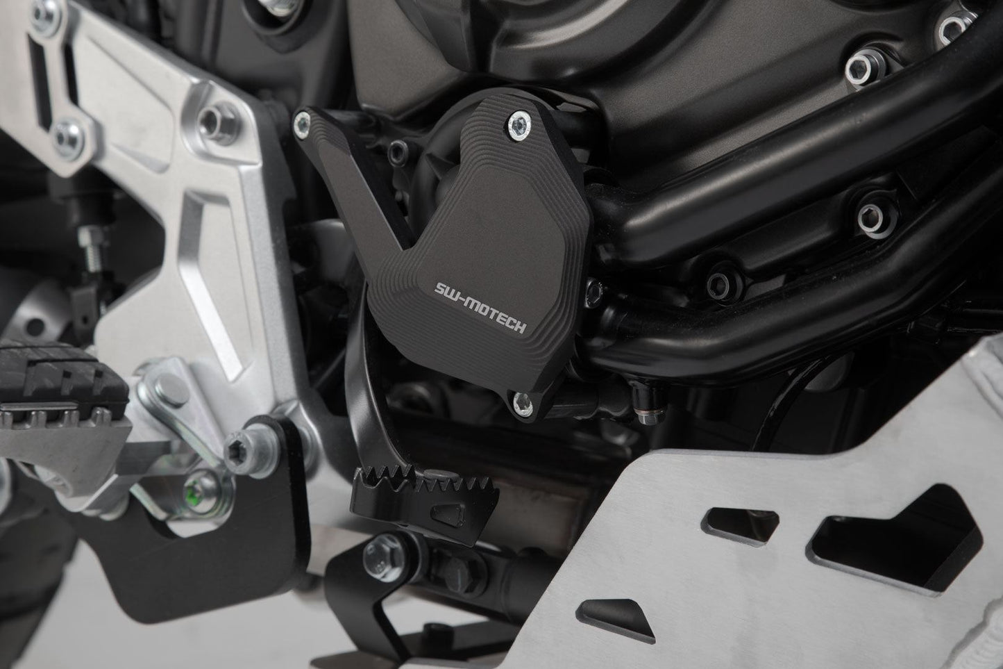 Water pump protection Yamaha Ténéré 700 (19-). Silver/black