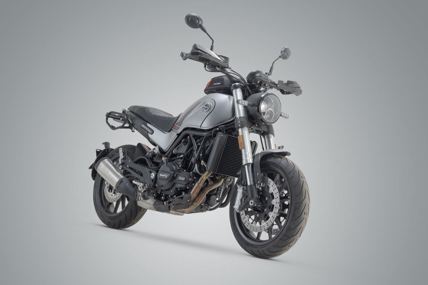 SLC side carrier right Benelli Leoncino 500 (17-) / 500 Trail (18-)
