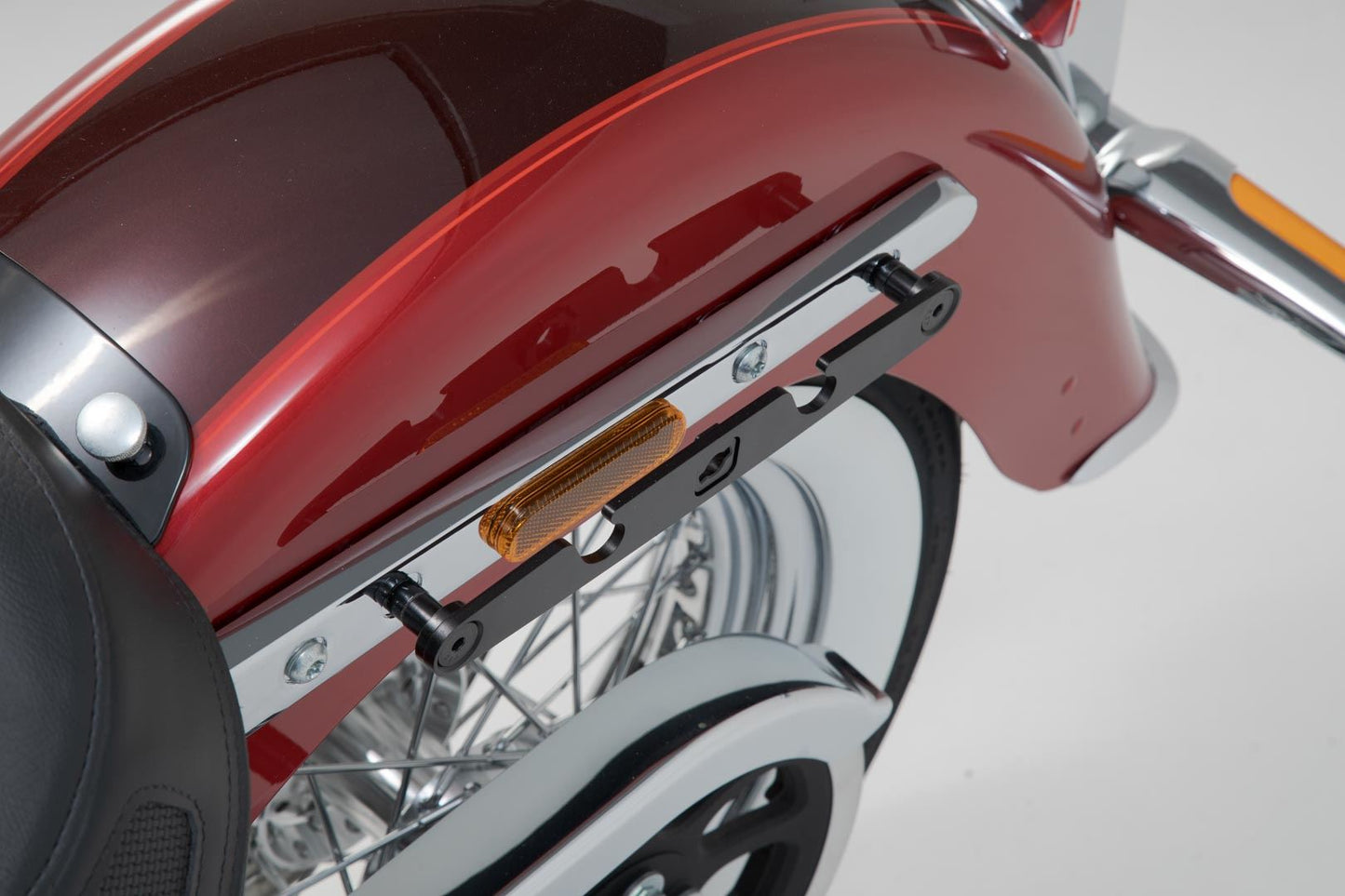 SLH side carrier LH2 left For LH2 Harley-Davidson Softail Deluxe (17-)