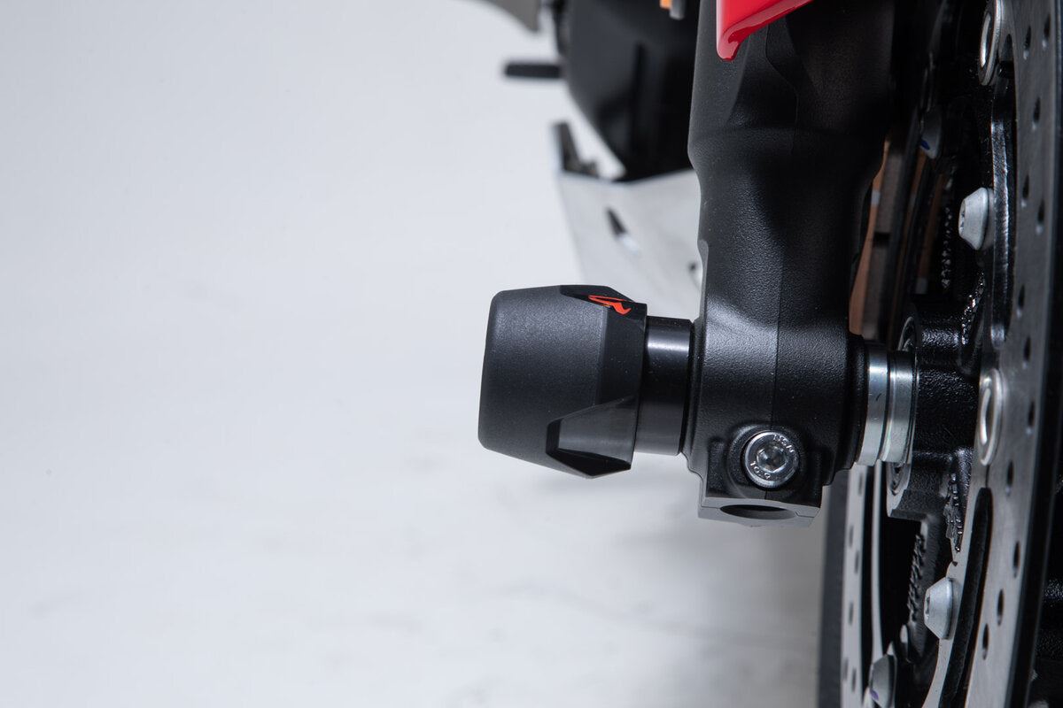 Slider Set for Front Axle Yamaha Tracer 9 (20-) Black