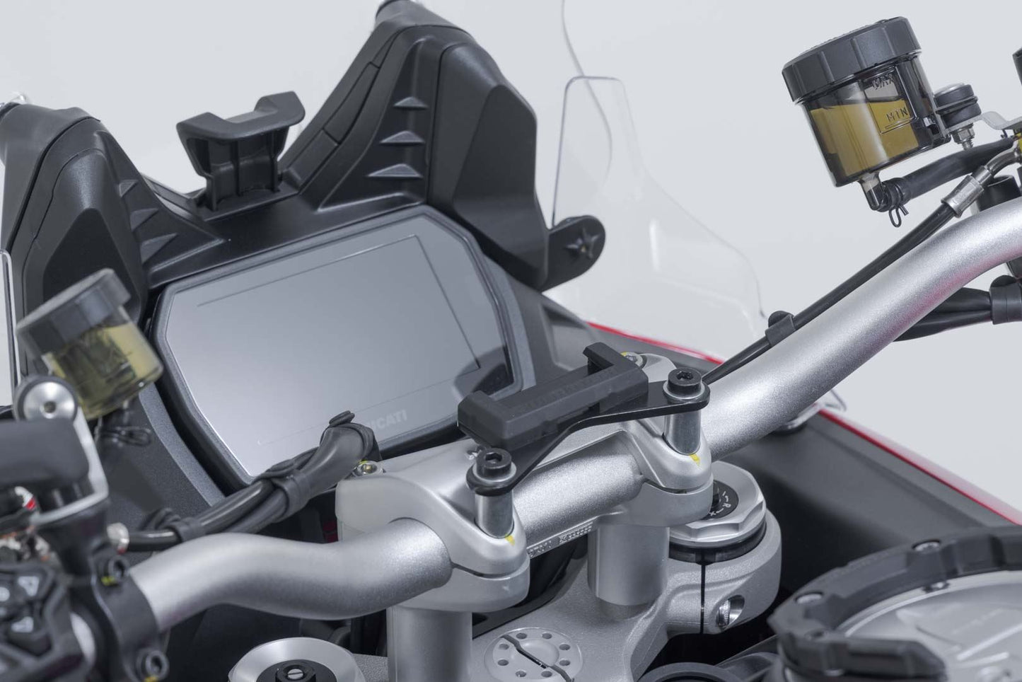 GPS mount on the handlebar Black. Ducati Multistrada V4 (20-), V2 (24-).