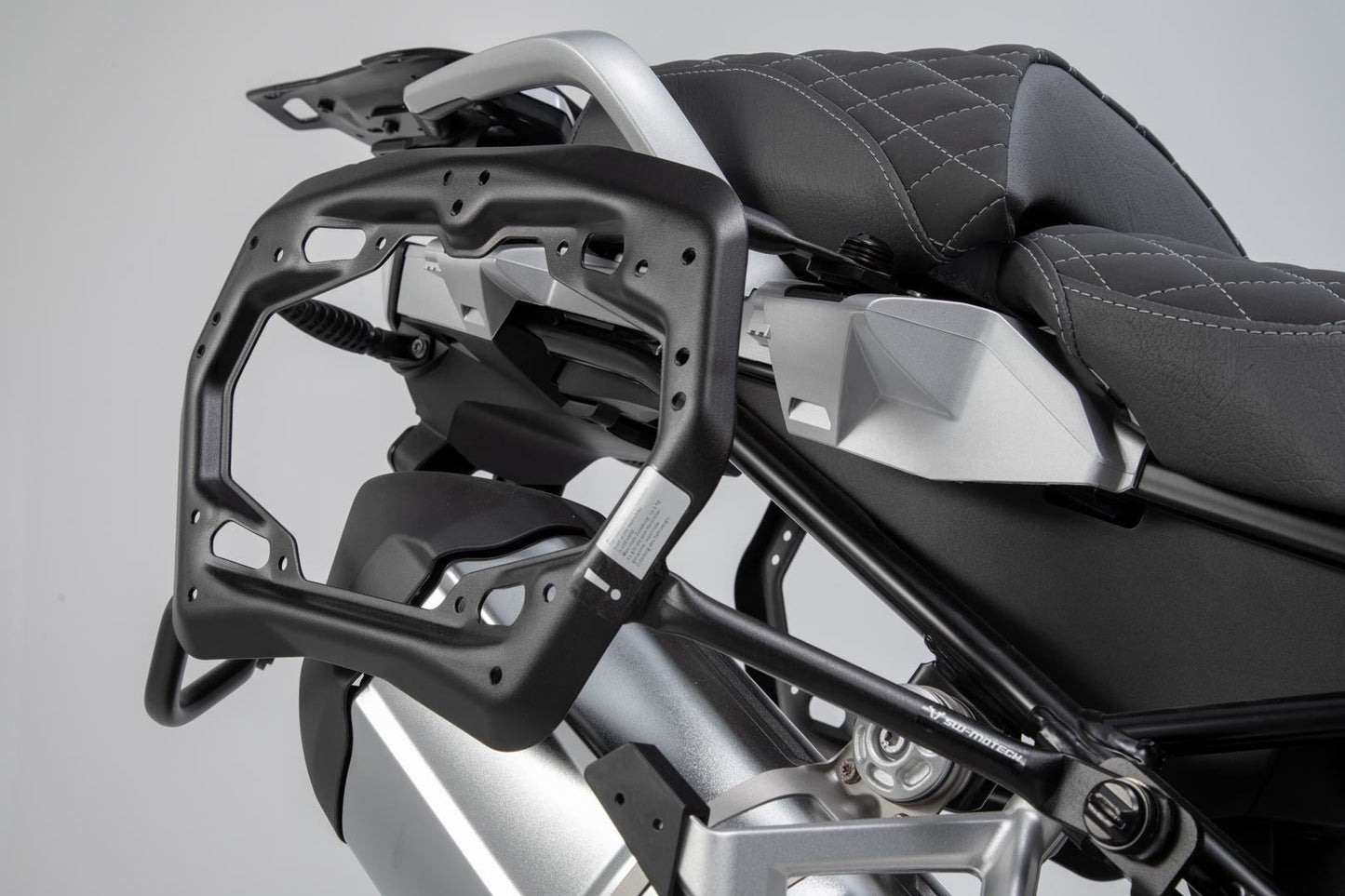 PRO Side Carrier BMW R1200GS (12-), R1250GS (18-) Black