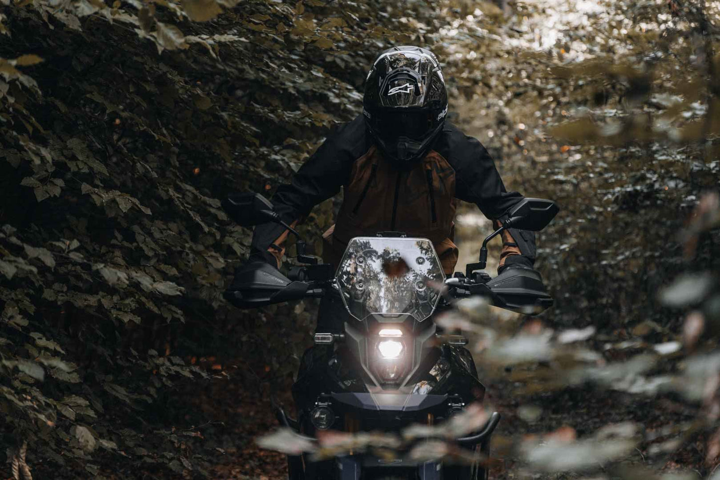 Adventure handguard kit Black. Ducati / KTM models.