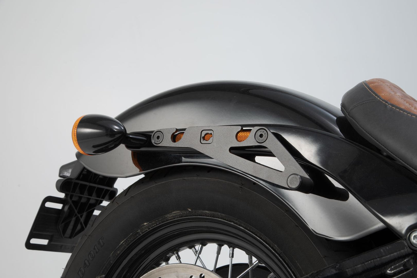 SLH Side Carrier Right Harley-Davidson Street Bob/ Slim/ Standard