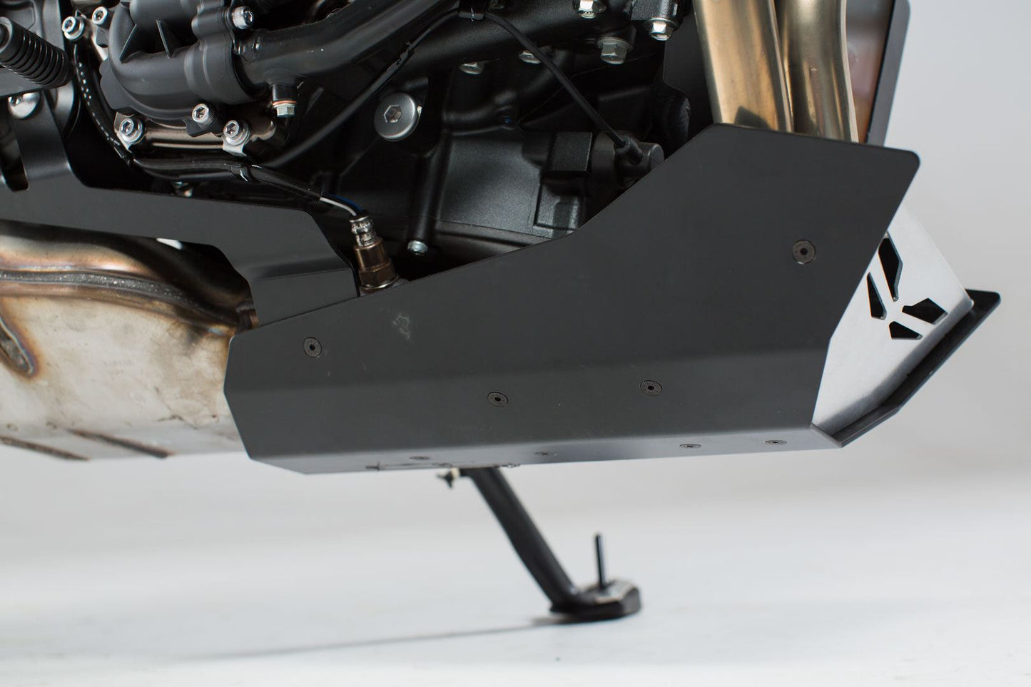 Front spoiler Black/Silver MT07/ MT07 Tracer, XSR700 (15-)