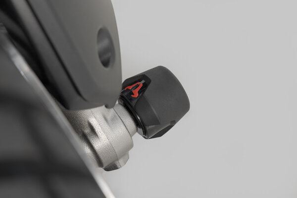 Slider Set for Rear Axle Suzuki GSX-S1000 / F (15-) Black