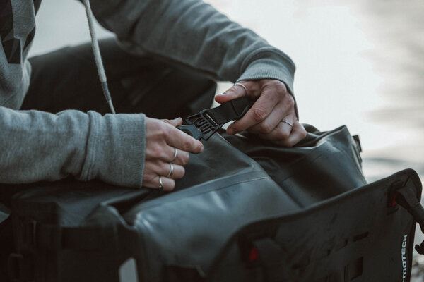 SysBag WP L with left adapter plate For side carriers/carriers Waterproof 27-40 litre