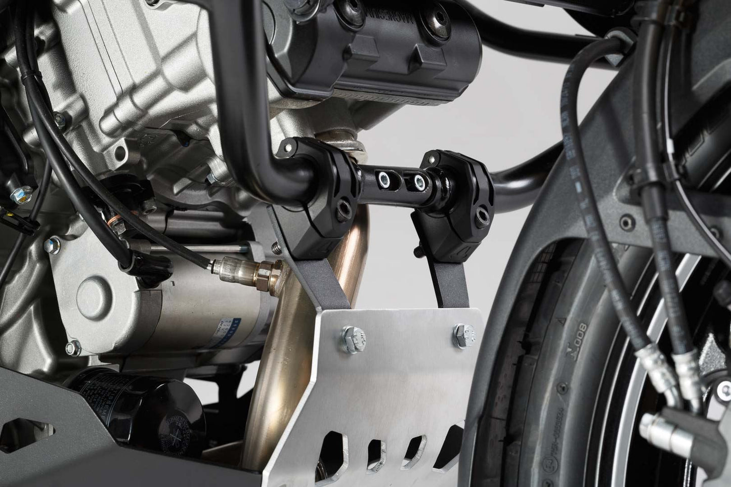 Engine guard Suzuki V-Strom 1000 with crash bar Black/Silver