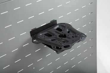 Fixture for sales display With ADVENTURE-RACK rack