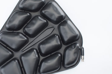 TRAVELLER PILLION cushion Black 22 x 30 cm With polyurethane air cushion