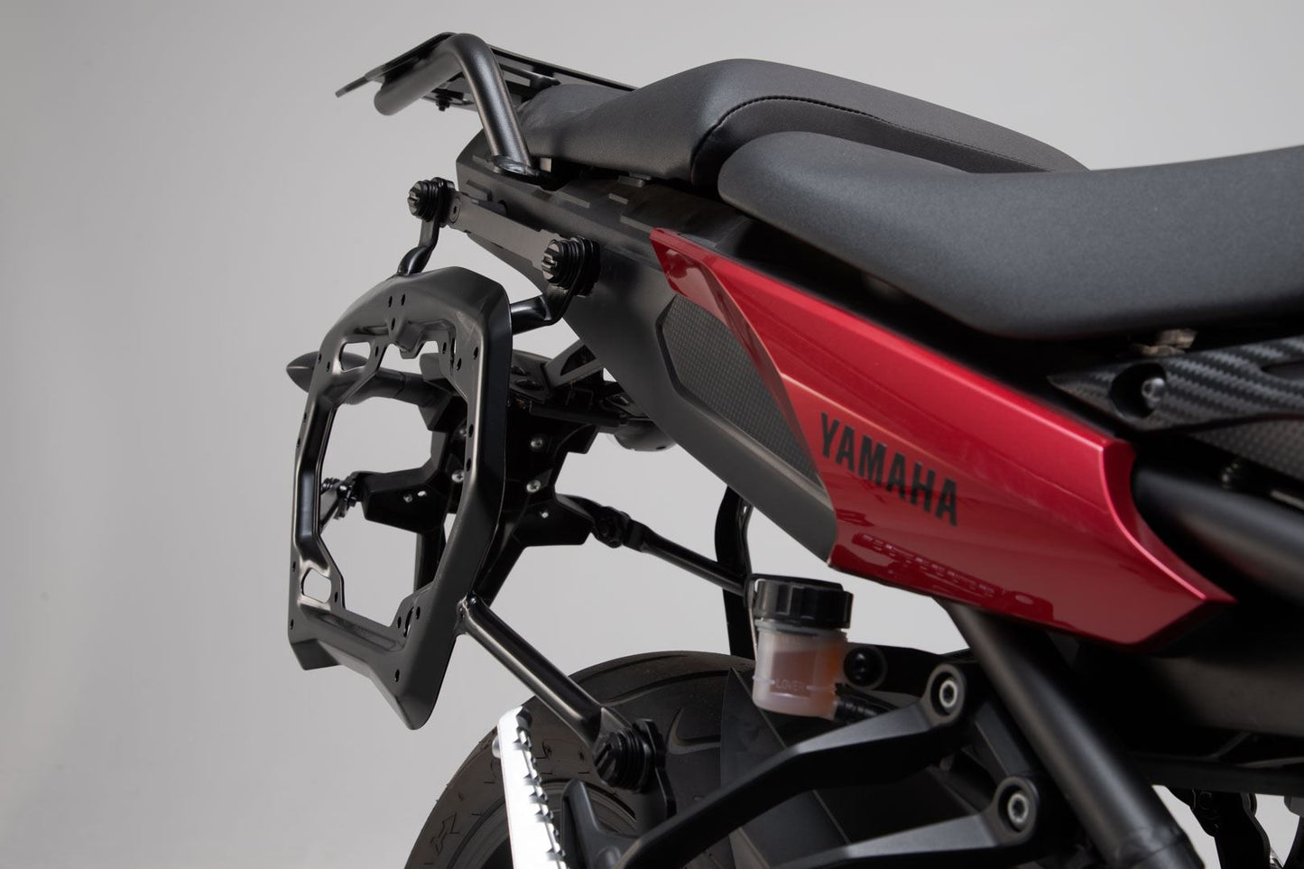 PRO Side Carrier Yamaha MT-09 Tracer (14-18) Black