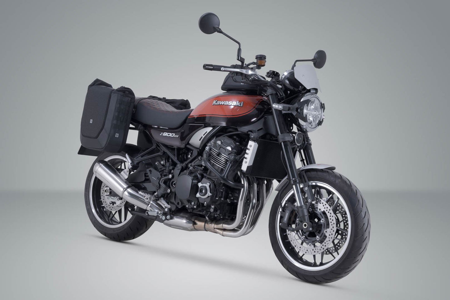 Legend Gear Side Bag system V-LOC 16/11 l. Kawasaki Z900RS/Cafe/SE (17-), 50th Anni.