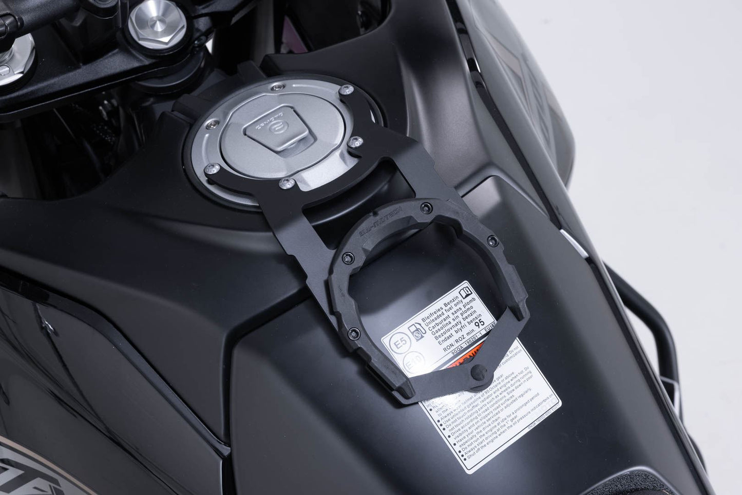 PRO tank ring Black. CFMoto 800MT-X (24-).