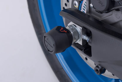 Slider set for front axle Suzuki GSX-8S (22-) Black