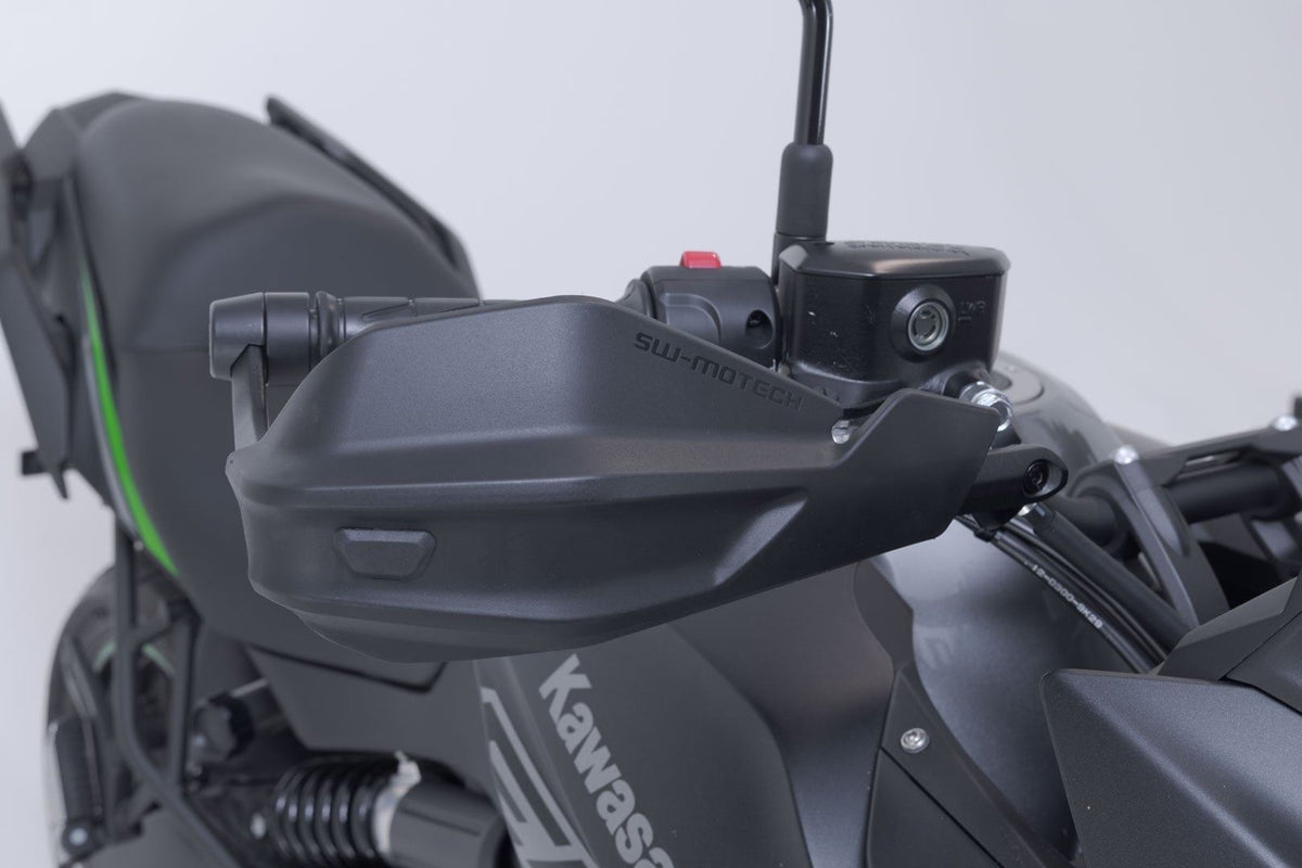 Adventure handguard kit Black. Kawasaki Versys 650 (07-21).
