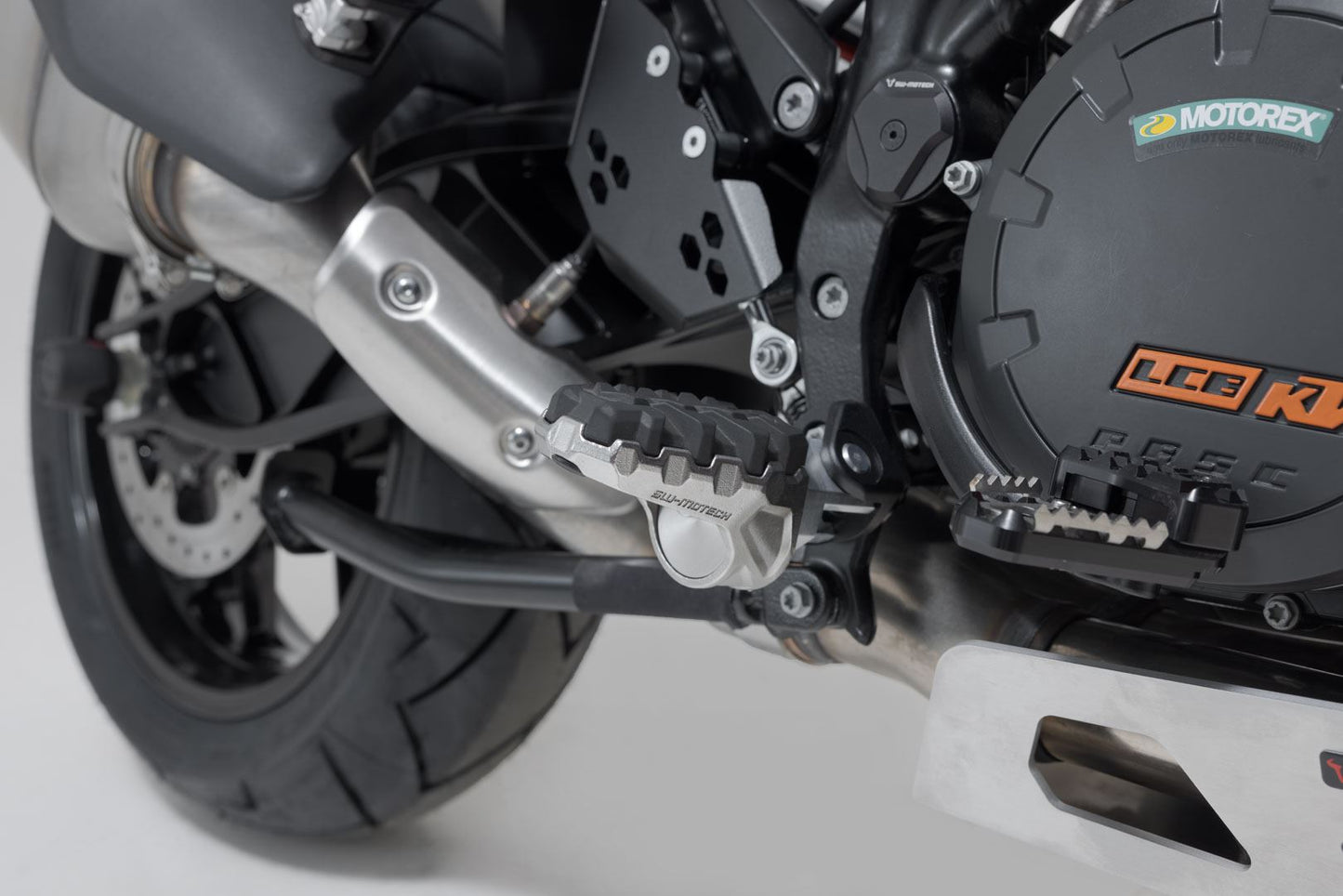 EVO footrest kit KTM 1290 / 1390 Super Adventure (21-).