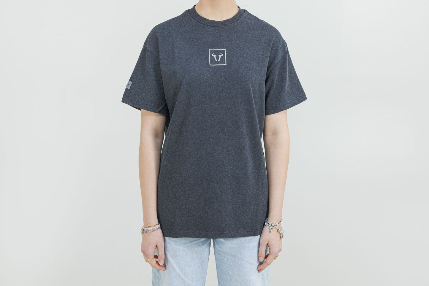 T-Shirt Unisex  Riders Line Dark Grey. Optic Wash. Unisex. Size L.
