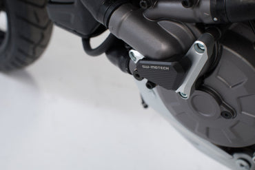 Water pump protection Ducati models. Silver/black