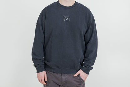 Crewneck  Riders Line Dark Grey. Optic Wash. Unisex. Size M.