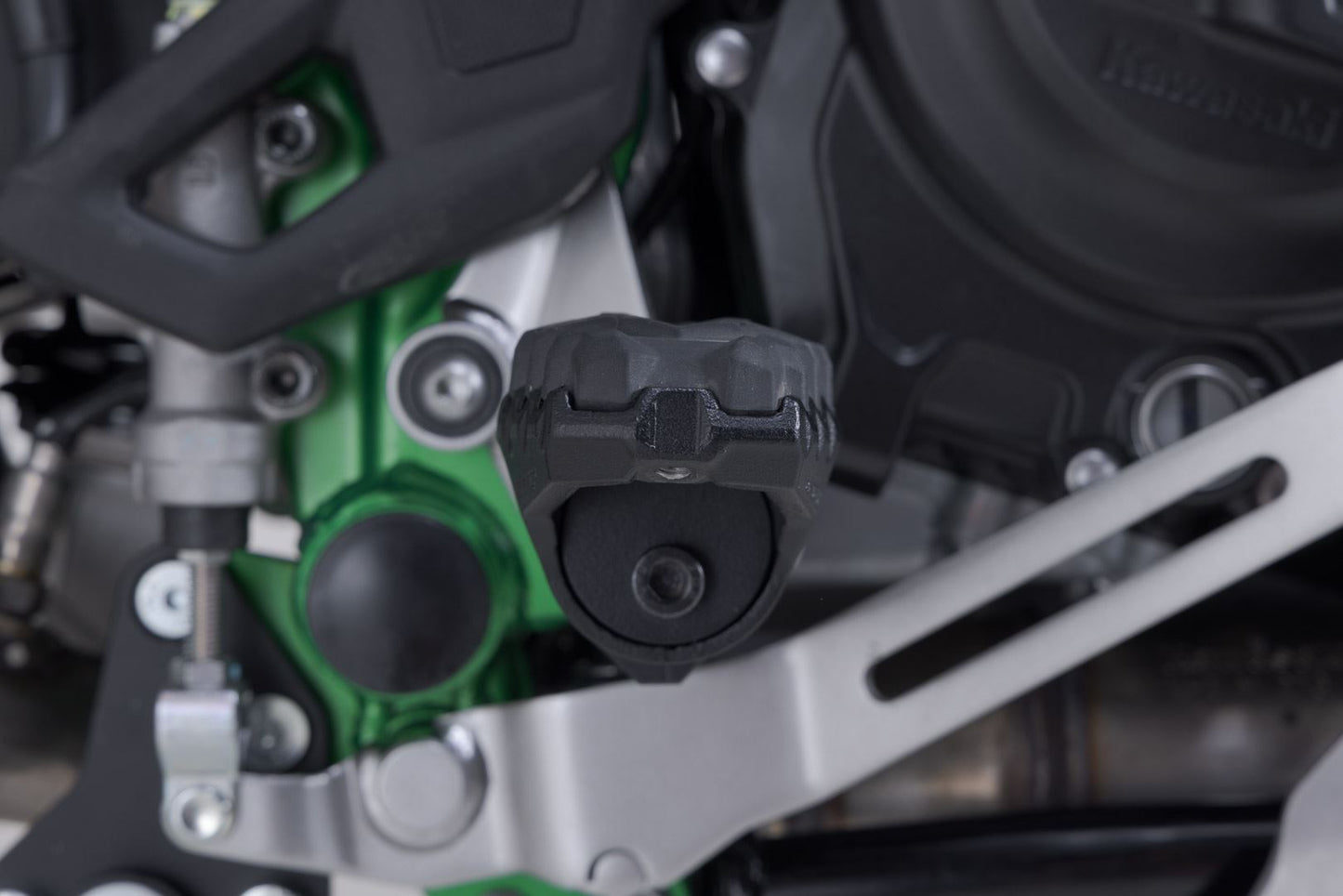 EVO footrest kit Black. Kawasaki KLE500 / KLE500 SE (26-).