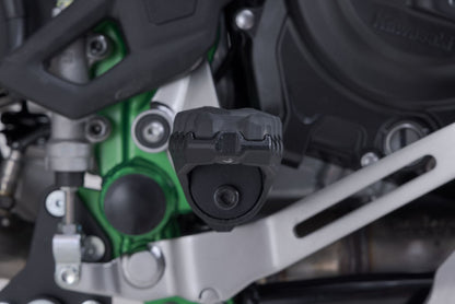 EVO footrest kit Black. Kawasaki KLE500 / KLE500 SE (26-).