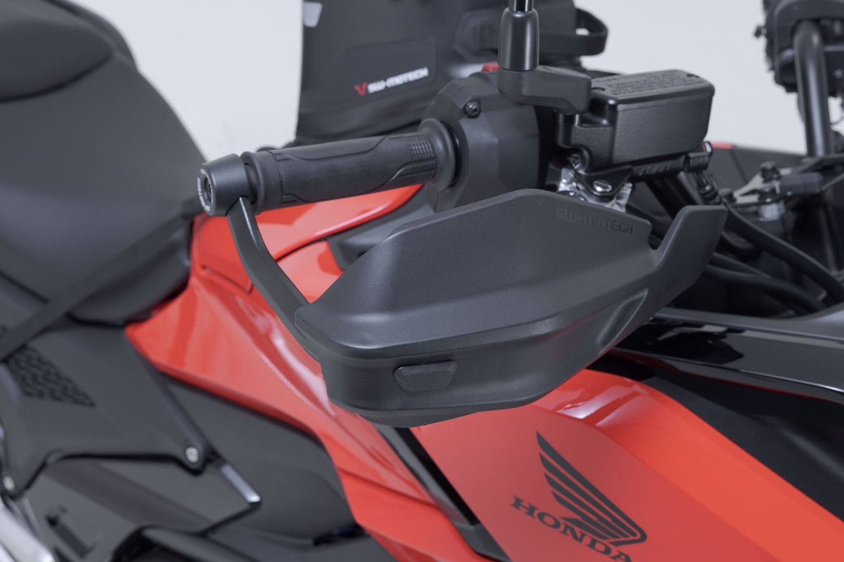 Adventure handguard kit Black. Honda NC models (11-) Suzuki models.