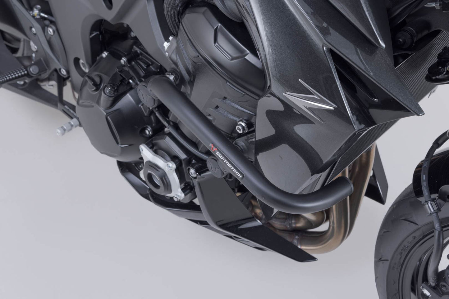 Crash bar Black. Kawasaki Z1100 (25-).