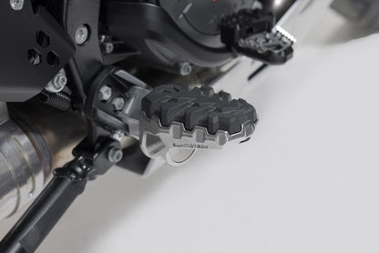 EVO footrest kit KTM 1290 / 1390 Super Adventure (21-).