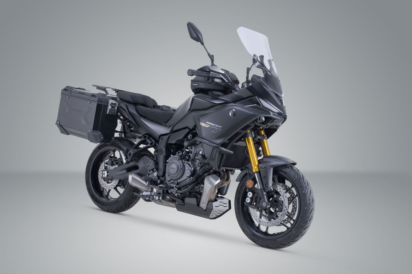 TRAX ADV aluminium case system Black. 37/37 l. Yamaha Tracer 7 / GT (25-).