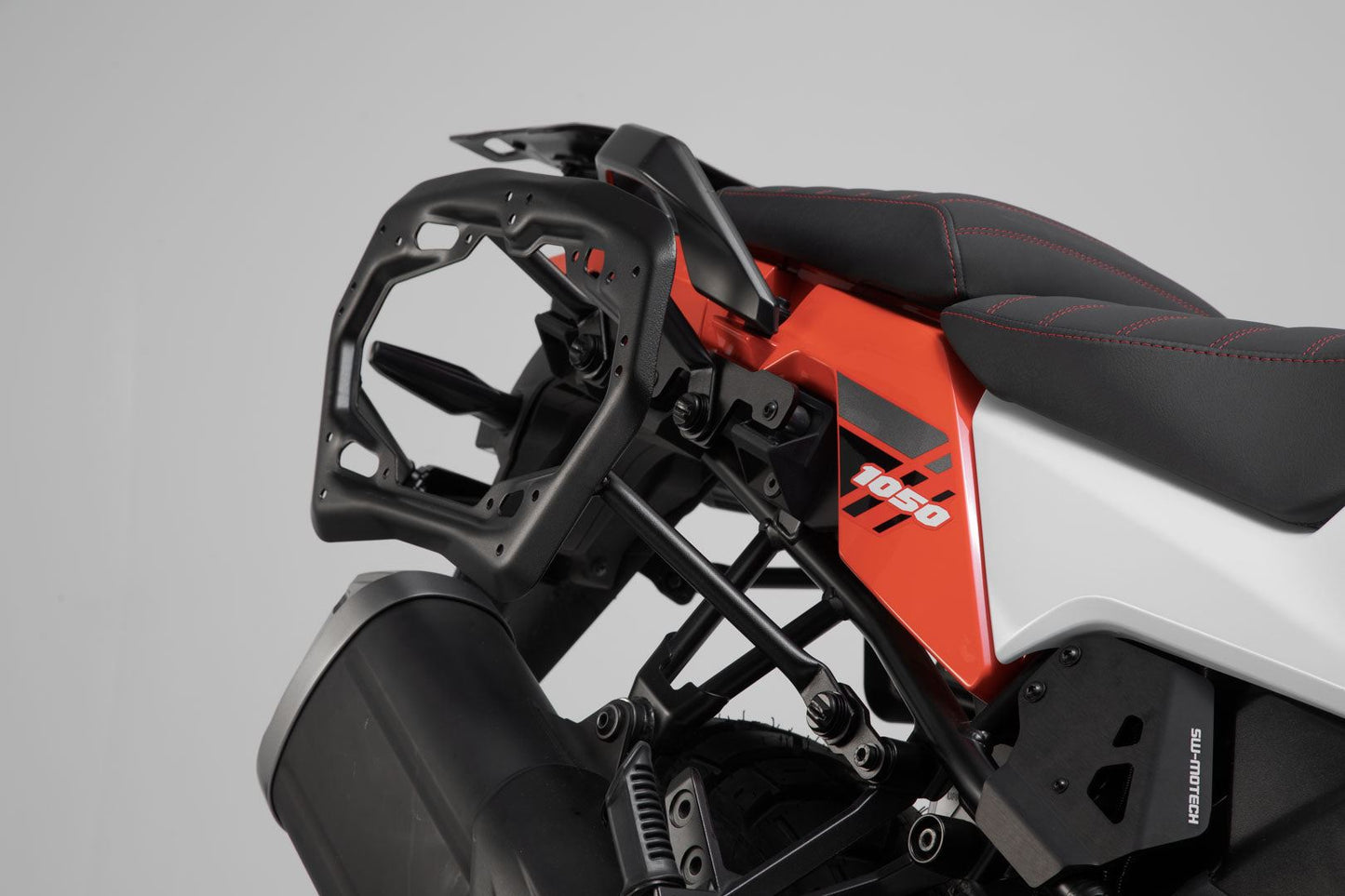 TRAX ADV Aluminium Case System 45/37 litre Suzuki V-Strom 1050 (19-) Silver