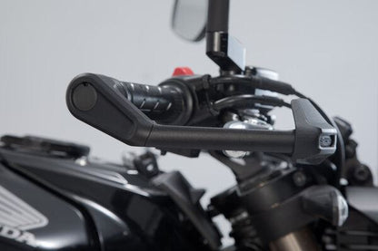 Lever Guards Honda CB650R (18-), Kawasaki Z650 (16-) with Wind Protection Black