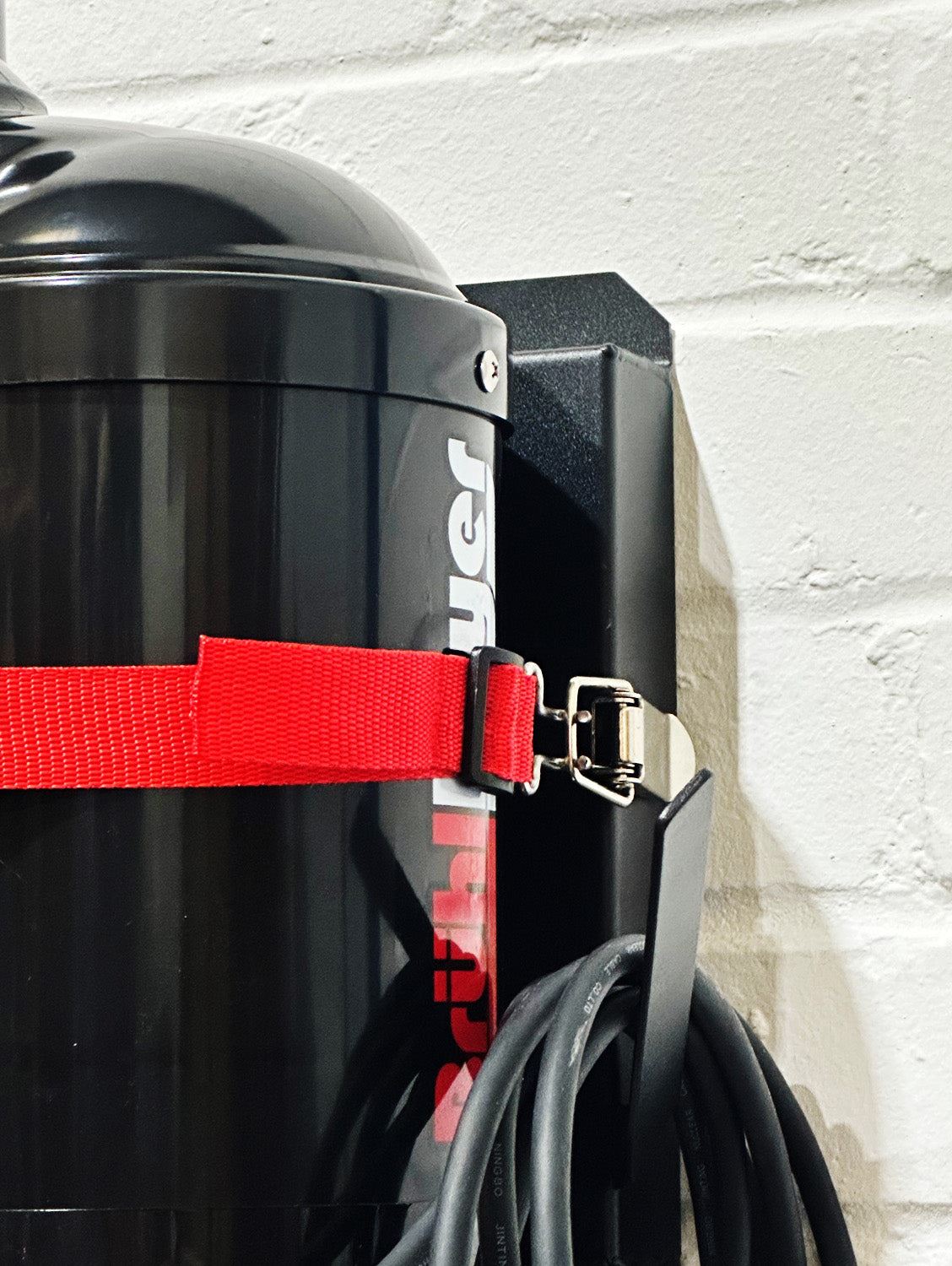 Bruhl Wall Hanger - for the MD2800PRO Dryer