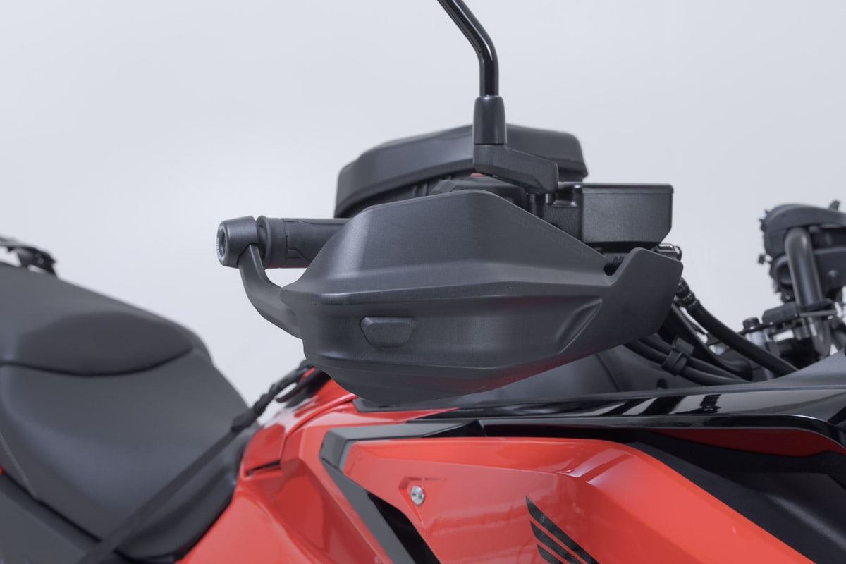 Adventure handguard kit Black. Honda NC models (11-) Suzuki models.