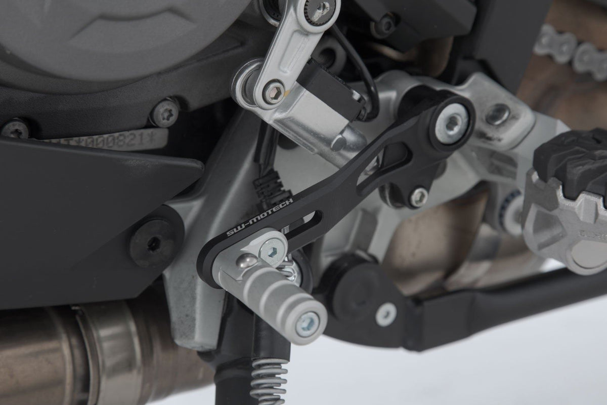 Gear levers Ducati Multistrada 950 (18-)/1260 (17-)/V2 (21-).