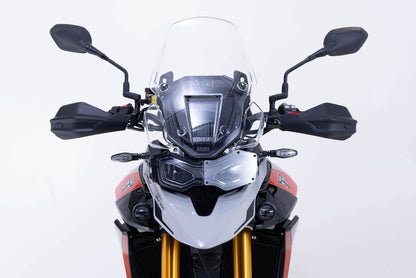 Adventure handguard kit Black. For handlebars with internal thread 6/8mm.