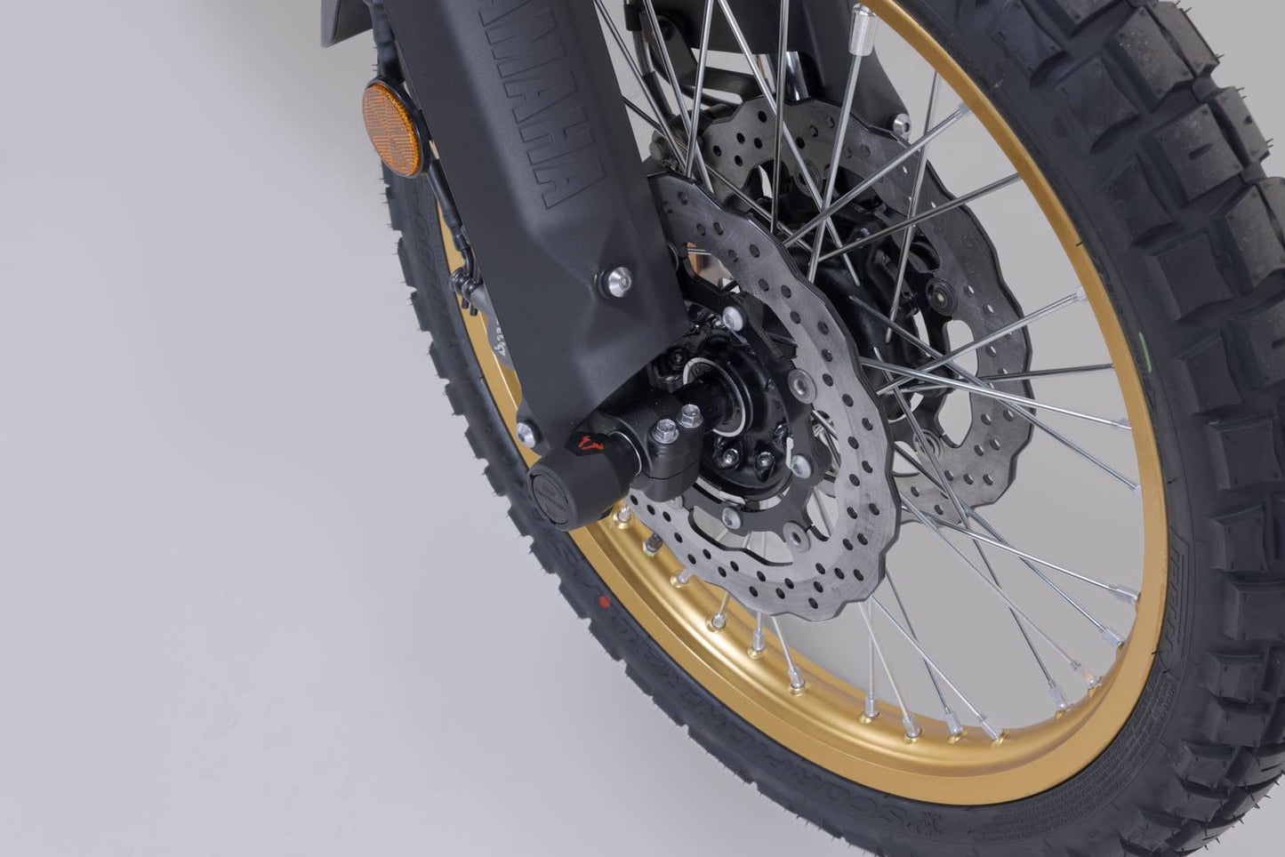 Slider set for front axle Black. Yamaha Ténéré 700 World Raid (25-).