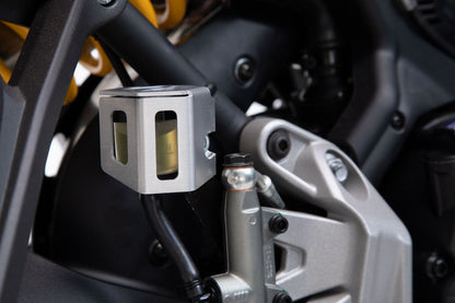 Brake reservoir guard BMW GS/GT, Ducati, KTM 790 models. Silver