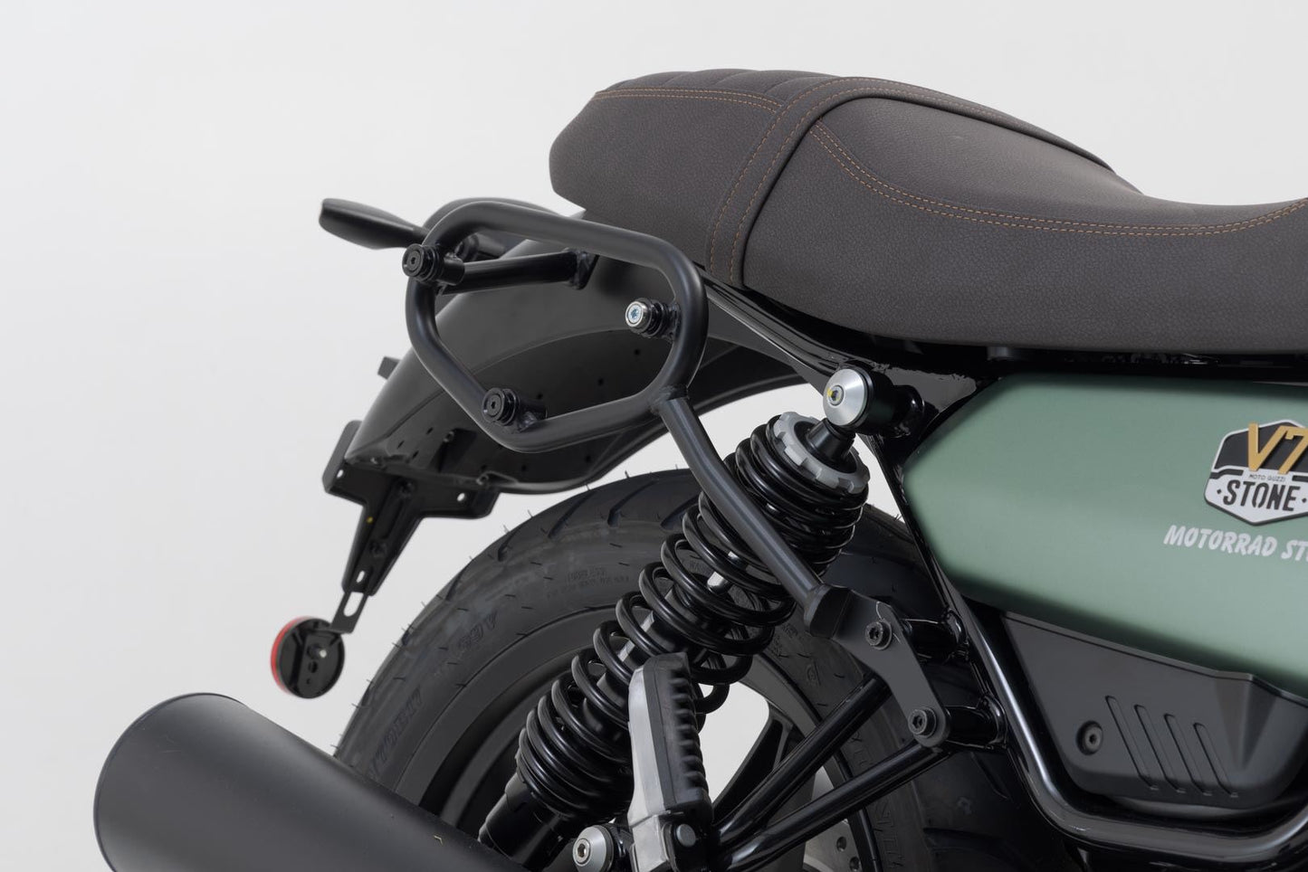 URBAN ABS side case system Moto Guzzi V7 models.
