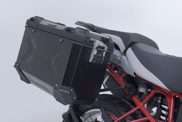 Adventure set TRAX ADV Black. BMW R 1200 GS (04-12).