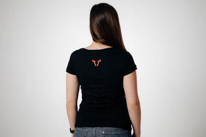 T-Shirt Core Line. Black. Women. Size L.