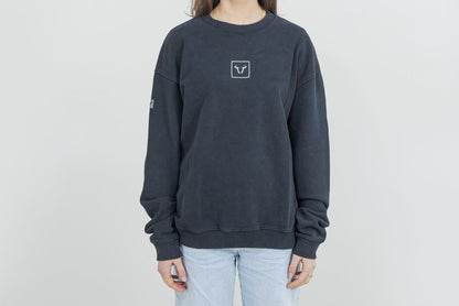 Crewneck  Riders Line Dark Grey. Optic Wash. Unisex. Size XL.